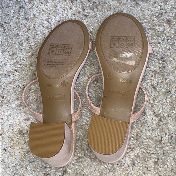 Heels - Picture 2 of 4